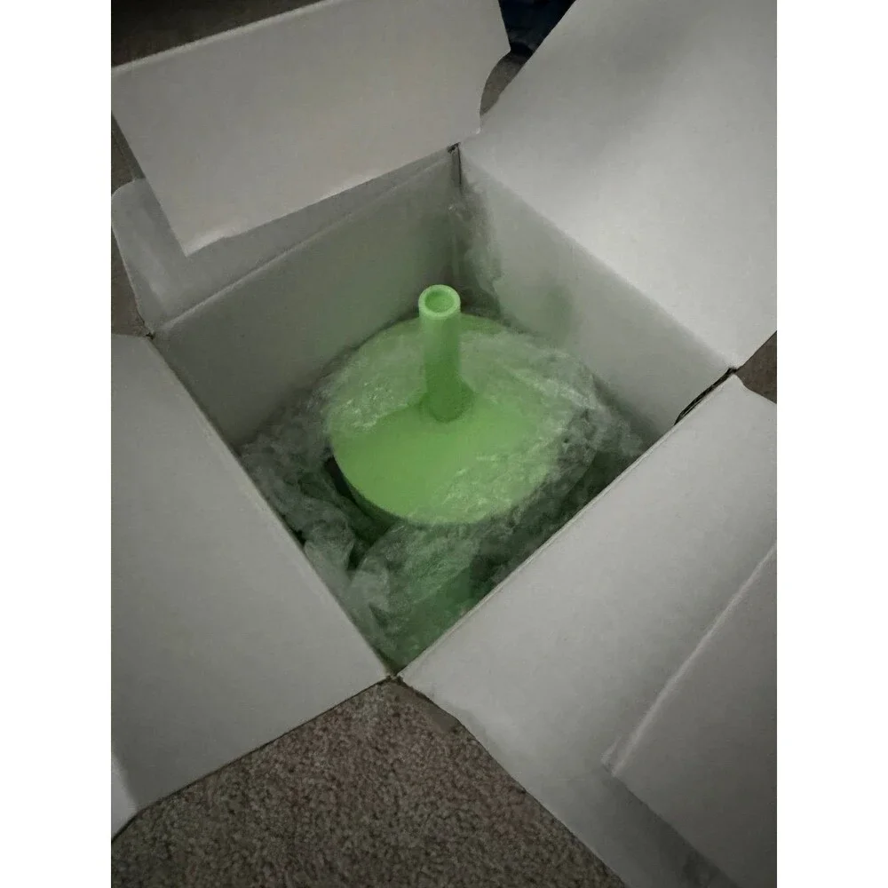 NEW Simple Modern Trek Tumbler 24oz Green Checkered Spill Proof Silicone Straw